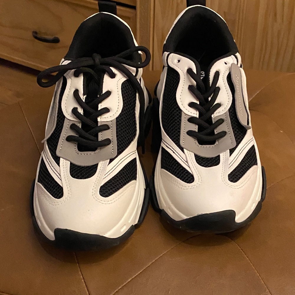 Never been worn new Steve Madden Black and White Athletic Shoes